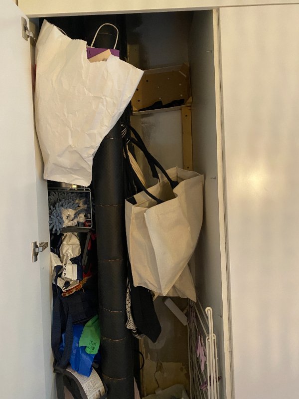 Jeg skal have sat nogle hylder op i et skab