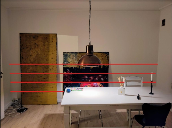 4 lange hylder op på bagvæg (har ikke hylderne - skal være næsten 5 meter)