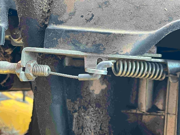 Reparation af plæneklipper