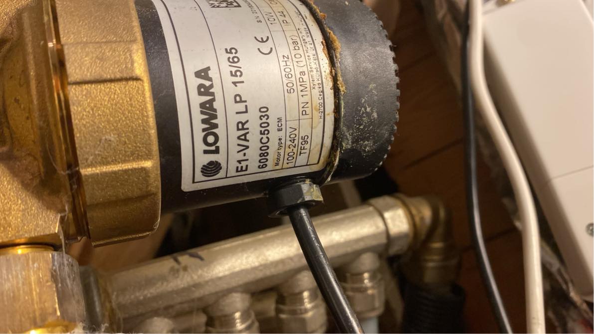 Udskiftning af pumpe til gulvvarme