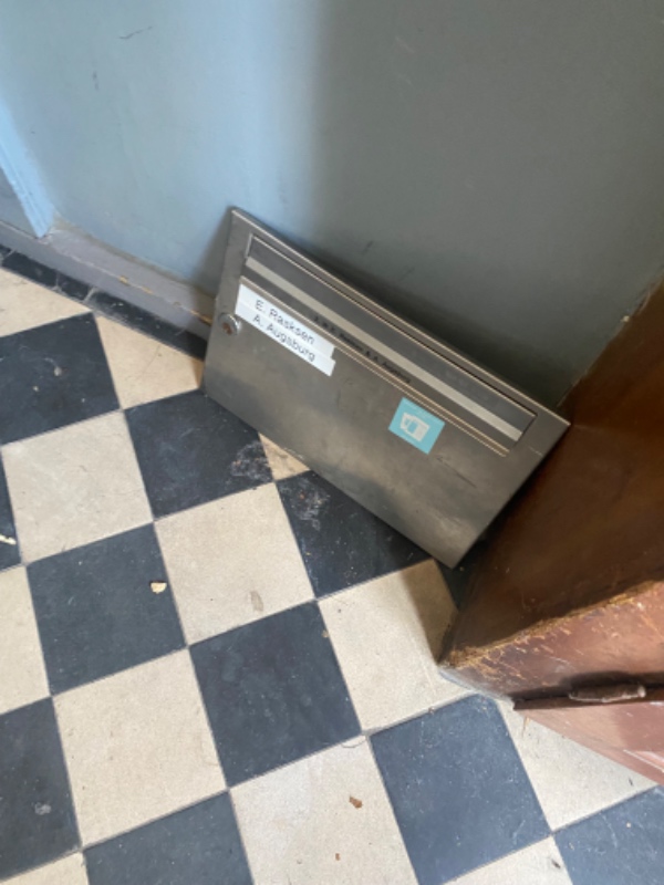 Reparation af postkassen