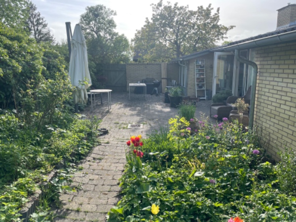 Fliselægning og havearbejde