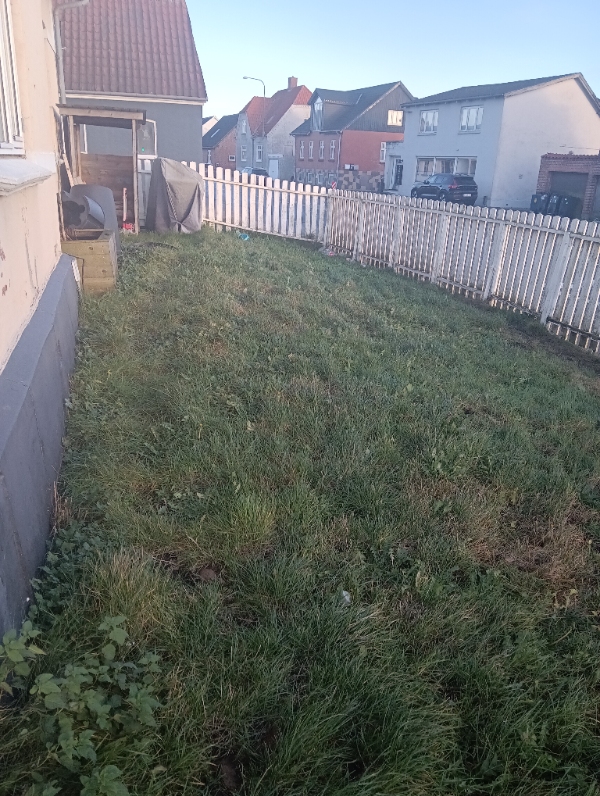 Flytte rengøring, a. 99m2 hus, og lidt have.