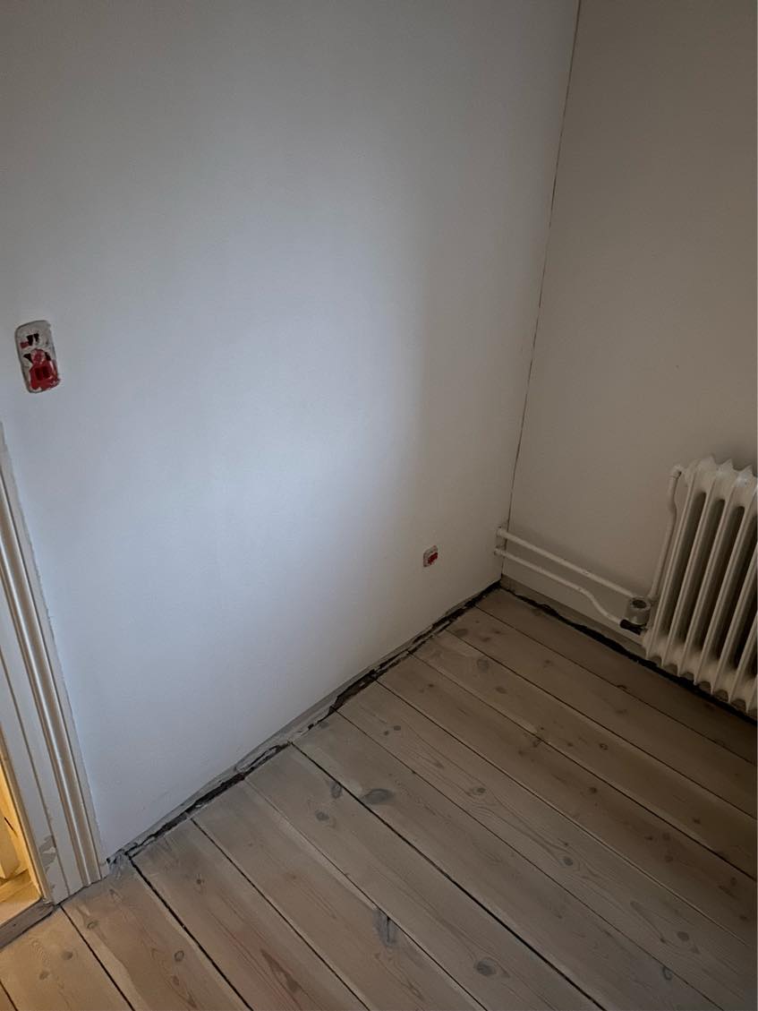 Montering af skunklem og fodlister