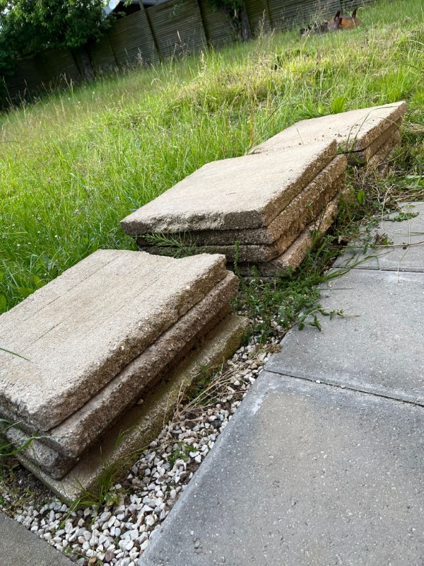 Fjerne træstubbe og buske