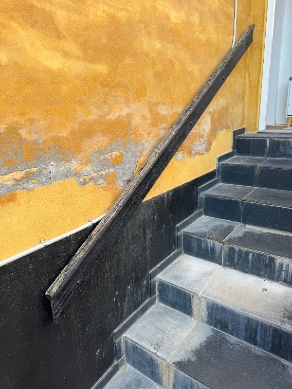 Reparation/bygge ny udendørstrappe