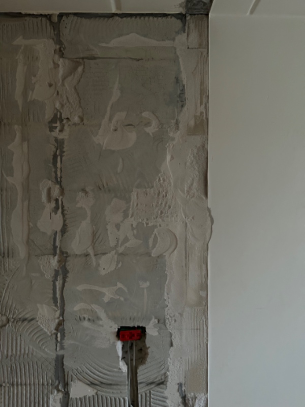 Spartling og slibning af væg og lukning af huller