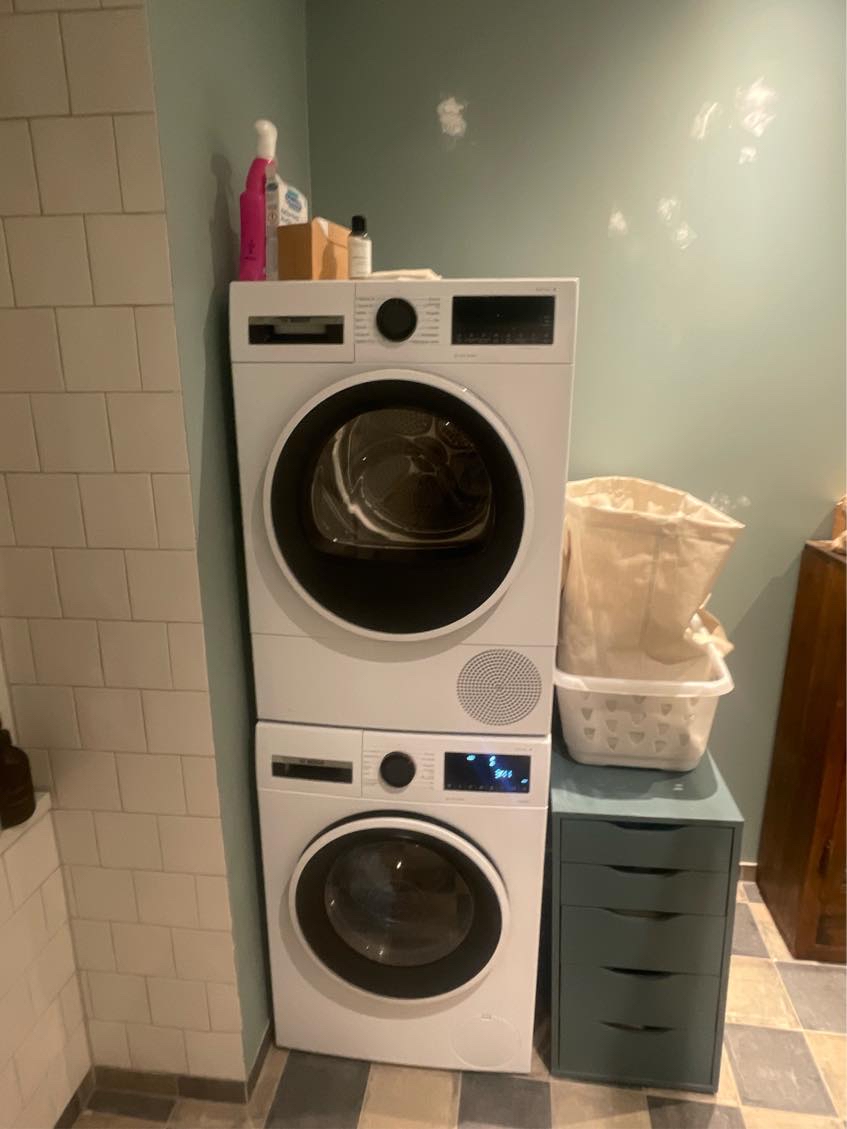 Bygge et skab rundt om vaskemaskine og tørretumbler