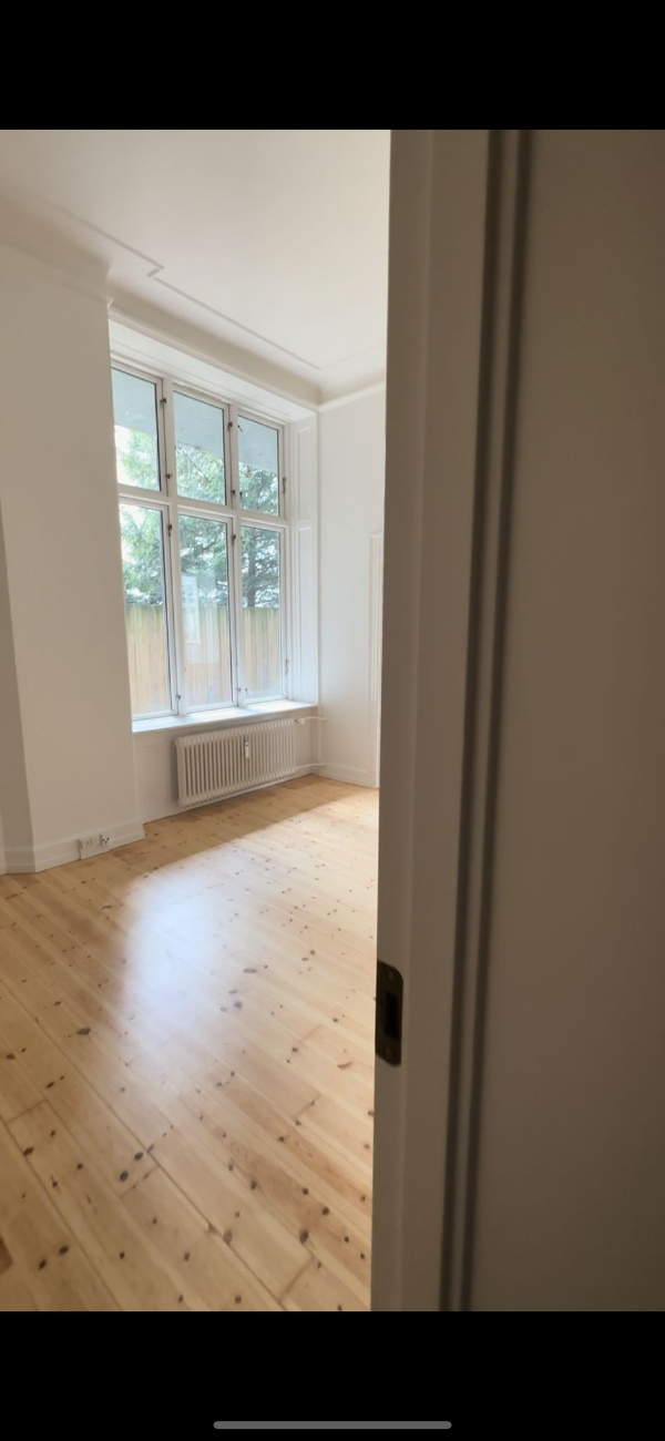 Ophæng af tre lamper samt tre gardinstænger