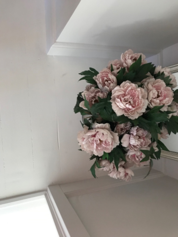 Opmåling til garderobeskab og efterfølgende opsætning når det bestilte er kommet hjem