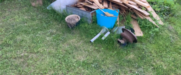 Haveaffald til genbrugsplads