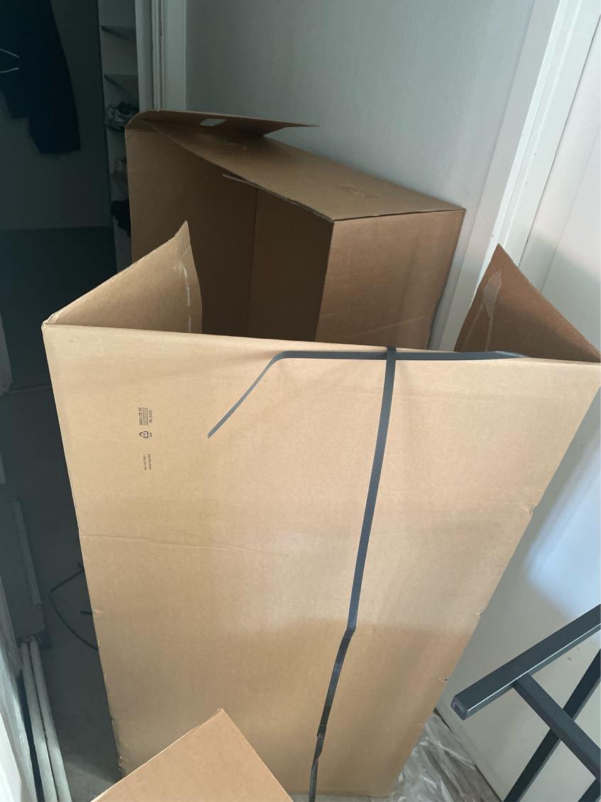 Hjælp til at komme af med masser af store stykker pap