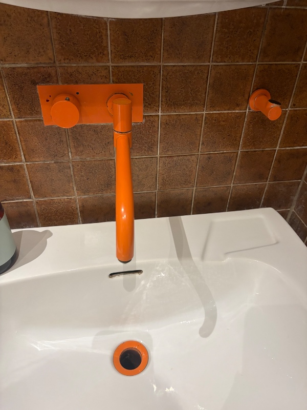 Reparation af gammelt volaarmatur