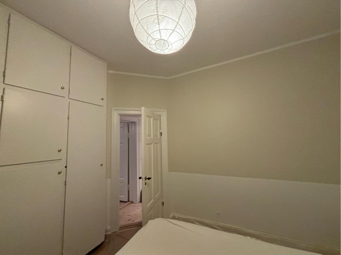 Lave høje paneler i lejlighed