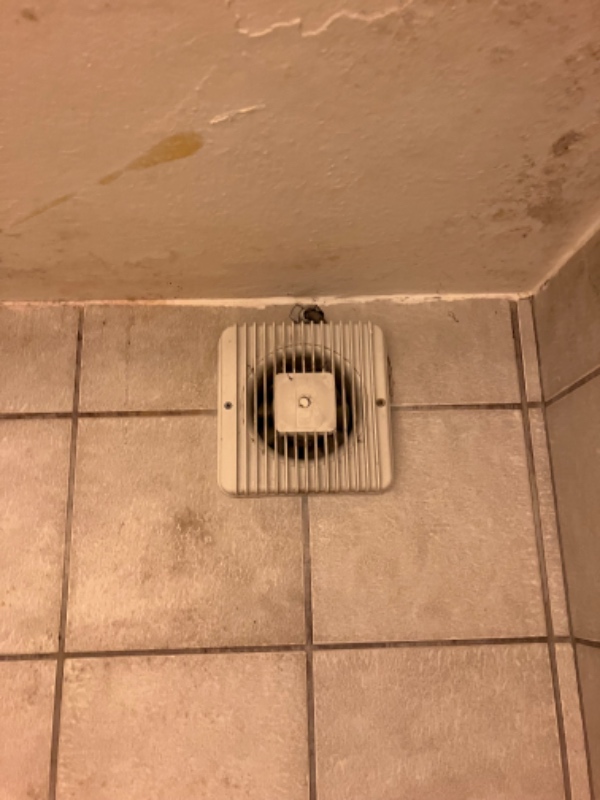 Udskiftning af ventilation samt reparation af radiator