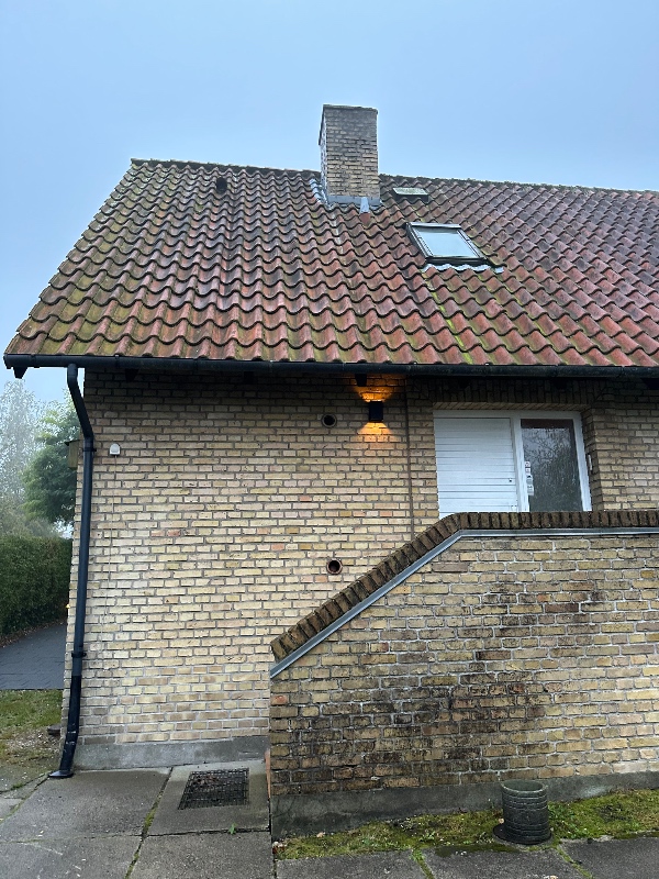 Utæt skorsten - inddækning og pudsning af skorsten