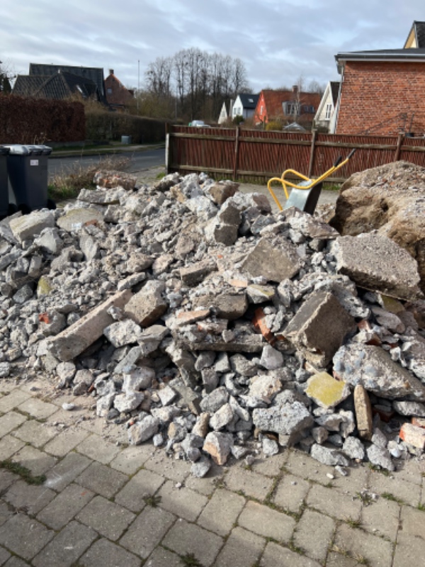 Fjerne byggeaffald