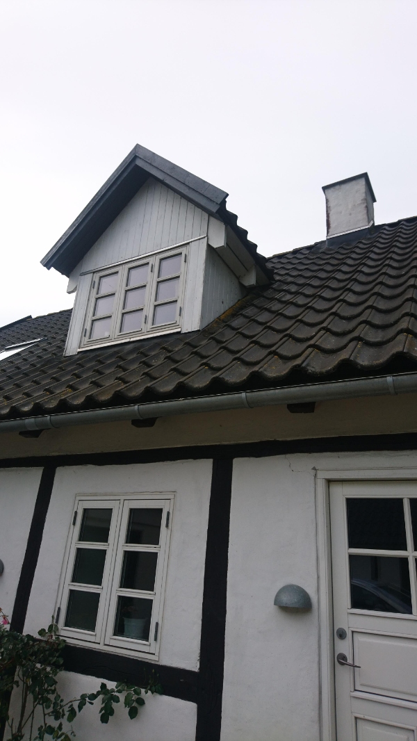 Male kvist, Har selv maling.