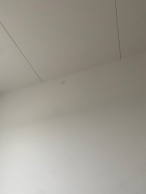 Sætte lys op i stue og værelse