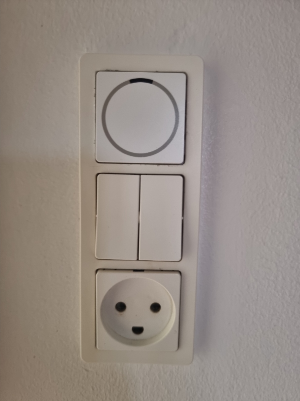 Reparation af touch-lysdæmper