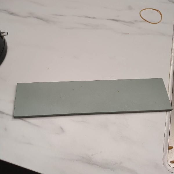 Sat fliser op i et køkken