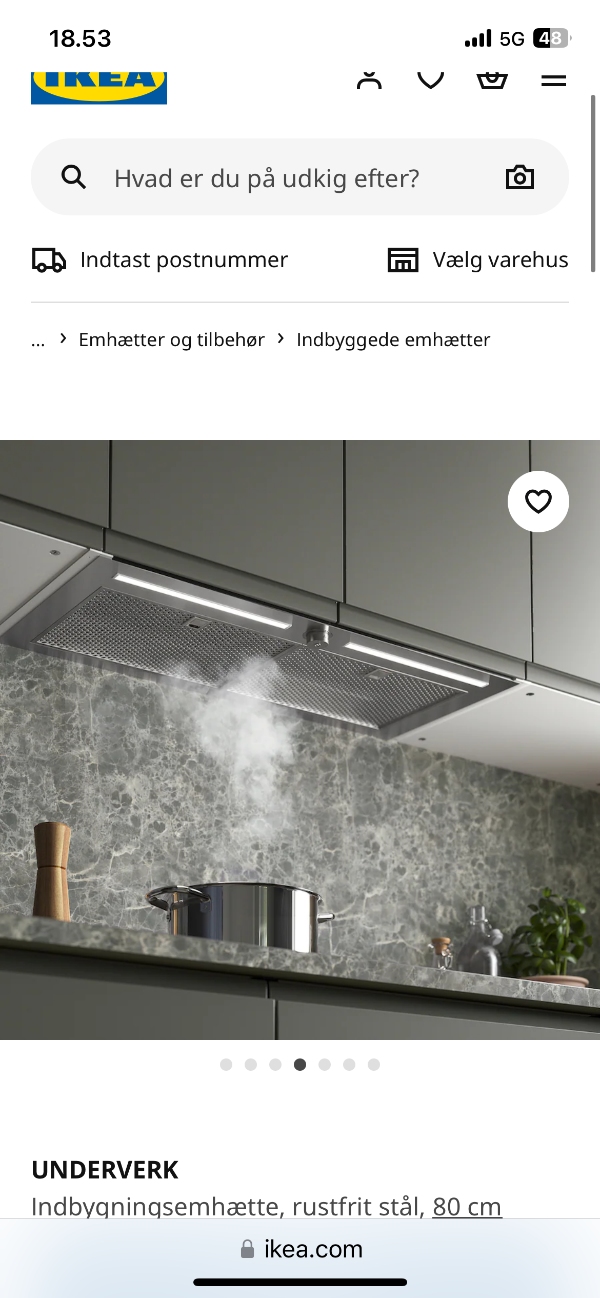 Emhætte og overskabe 