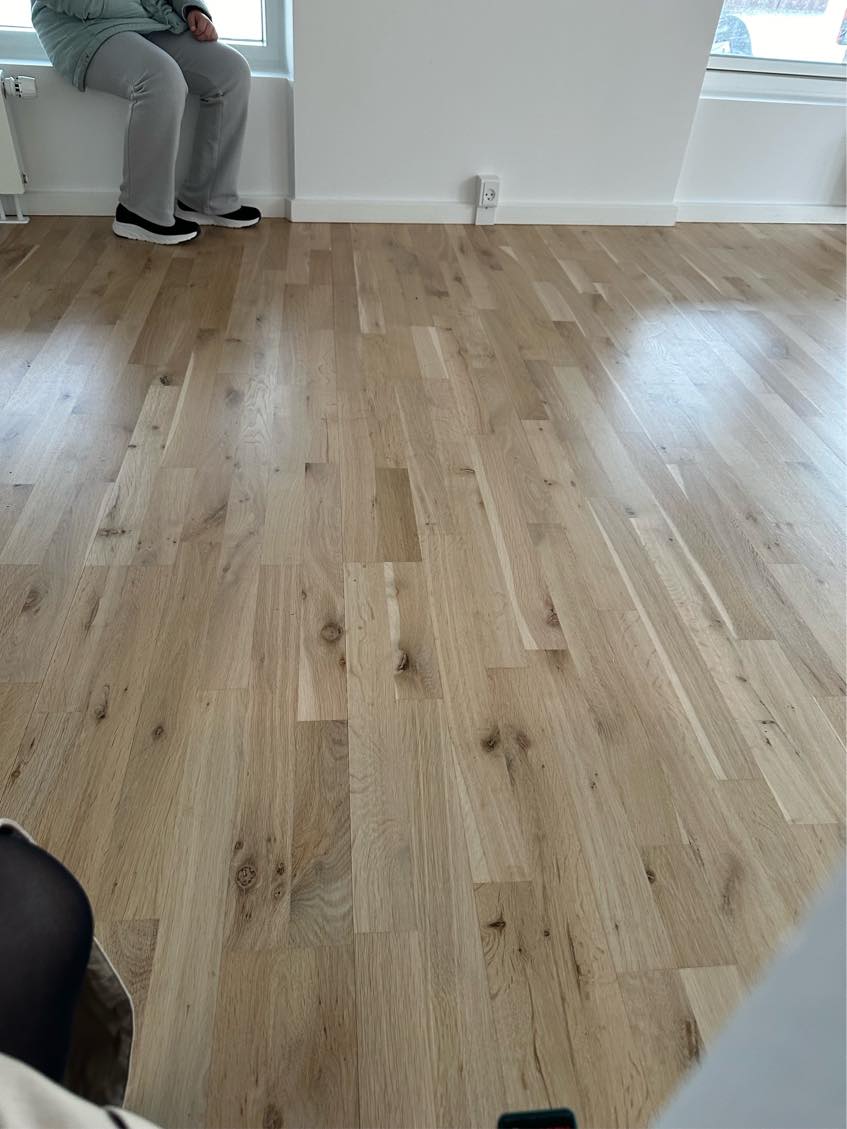 Afslibning af 65 kvm gulv