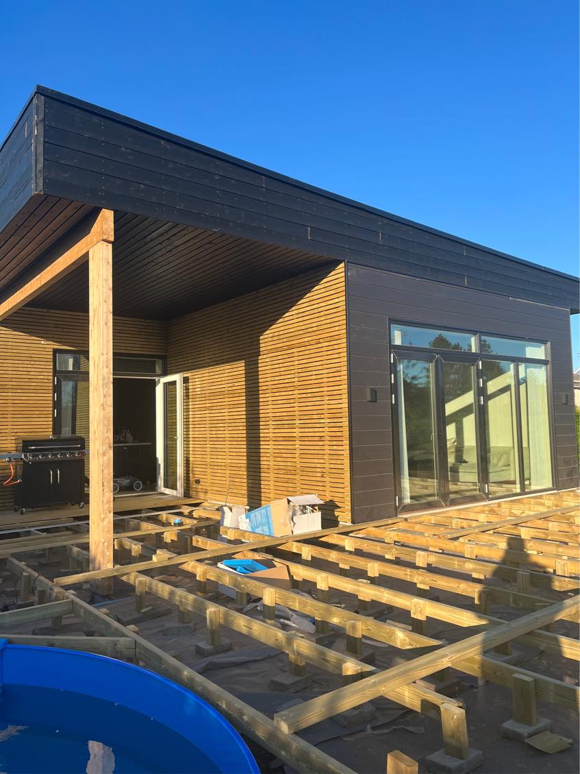 Lægge terrassebrædder