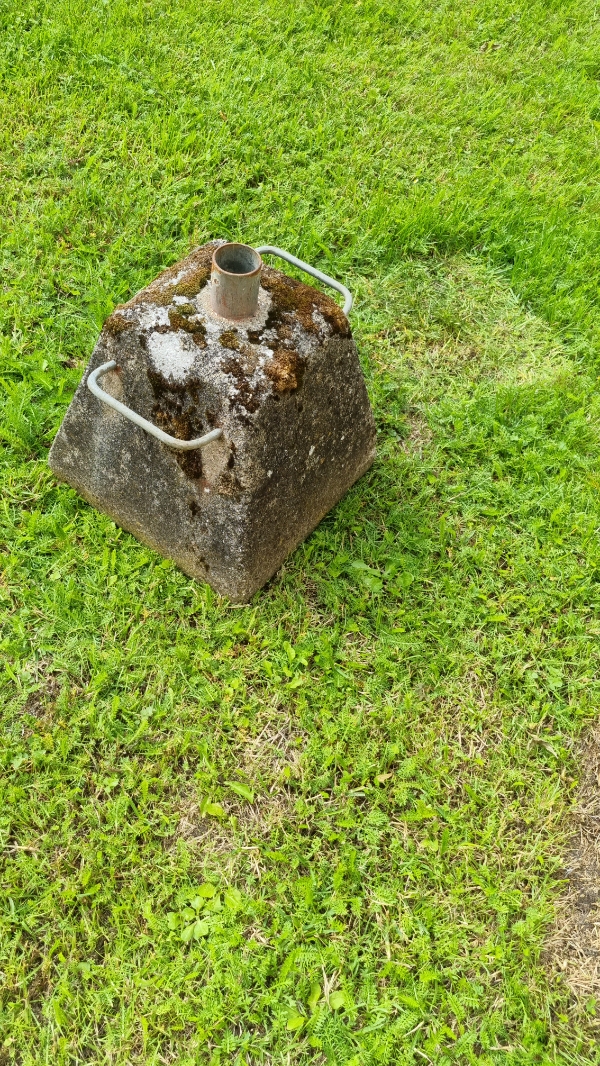 Fjernet 3 tunge parasolfødder