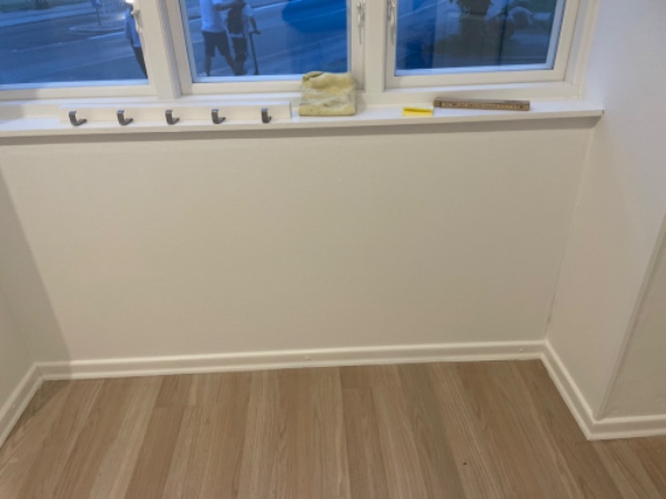 Opsætning af en rulle gardin på 160-165 cm til en klinik og det er kun et vindue