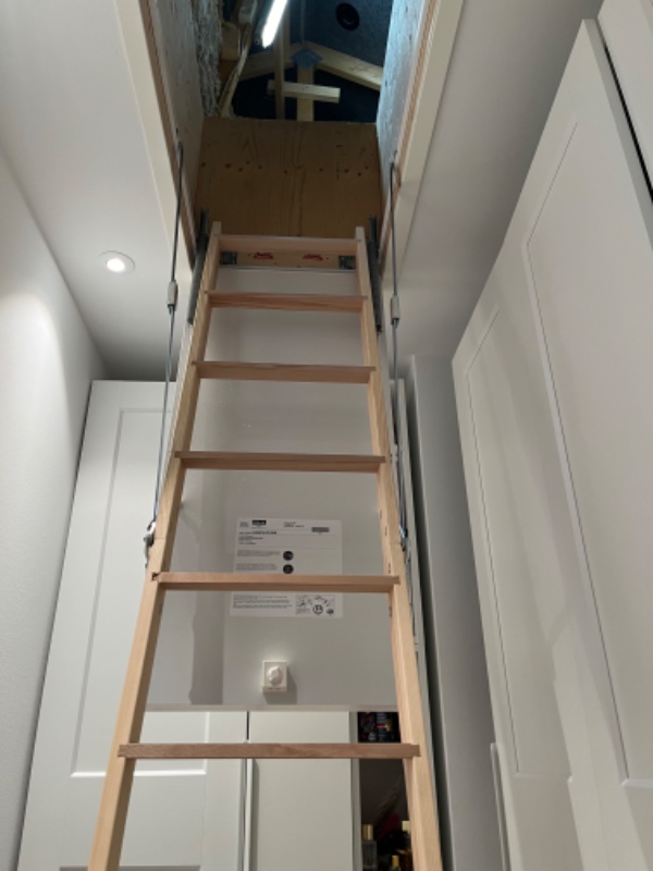 Loftsgangbro installation