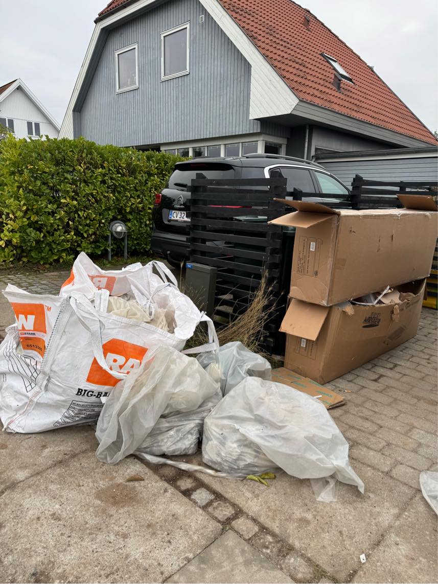 Afhentning af mindre mængde byggeaffald