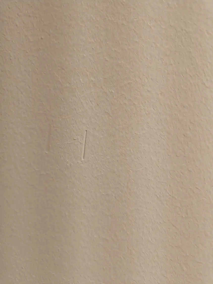 Reparere små skader på vægge i forbindelse med flytning