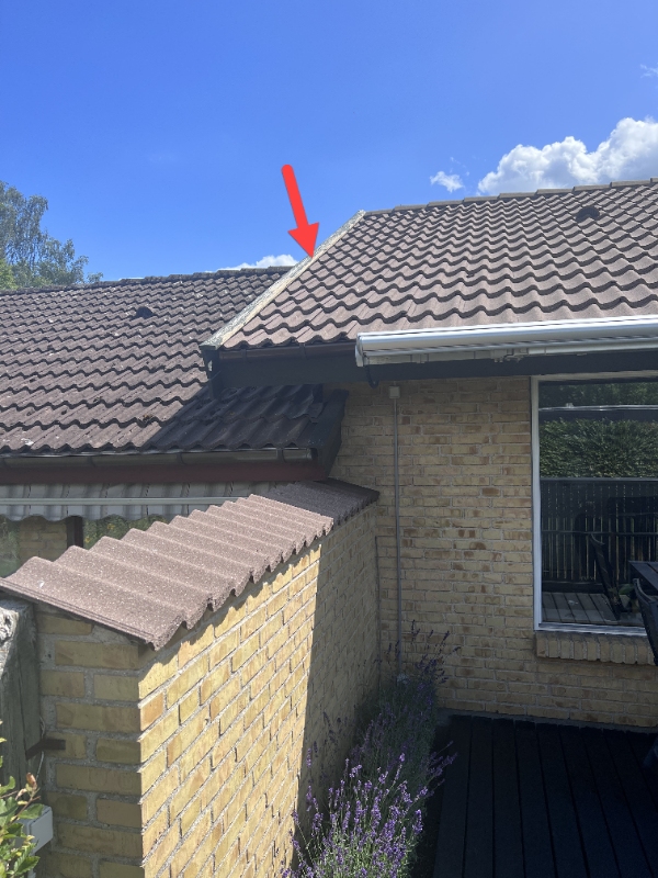 Udskiftning af dækbræt på vindskede i 2 gavle på enfamilieshus (4 stk 25X125 mm VTA trykimp. 540 cm)