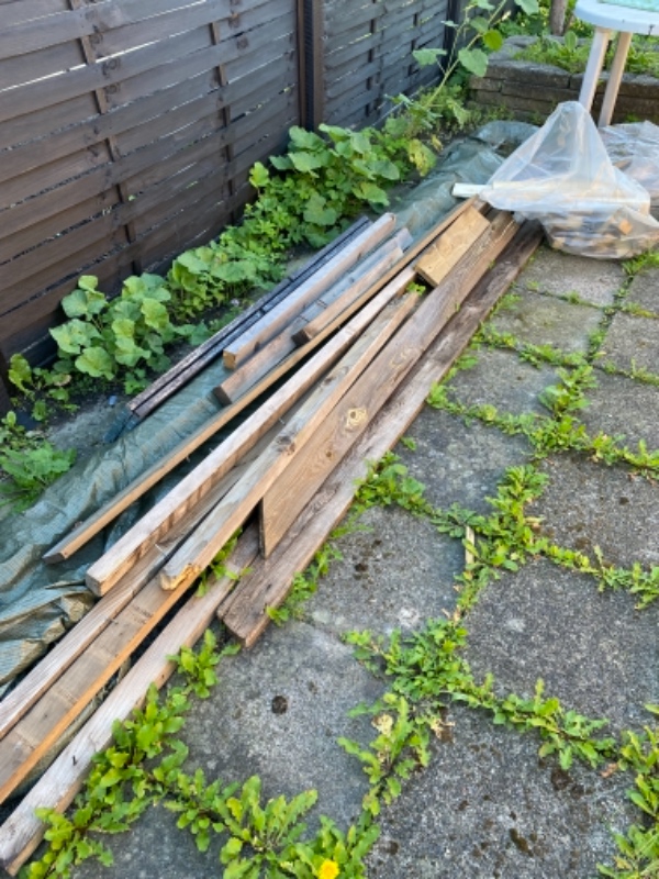 Bort kørsel af gl. tagplader,lægter og D.I.V