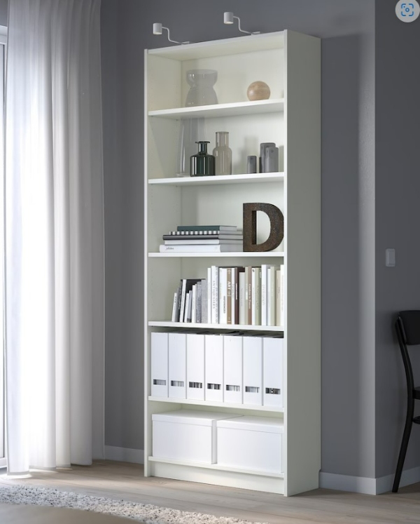 Samling af 4 IKEA møbler.