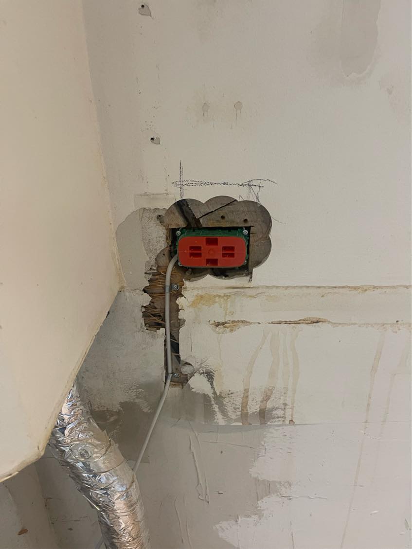 Reparation af filt på vægge