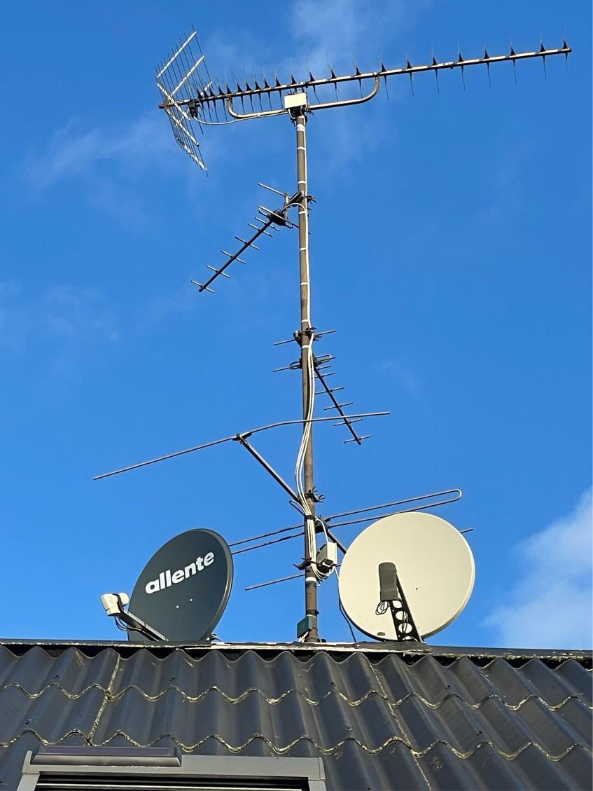 Nedtagning af antenne