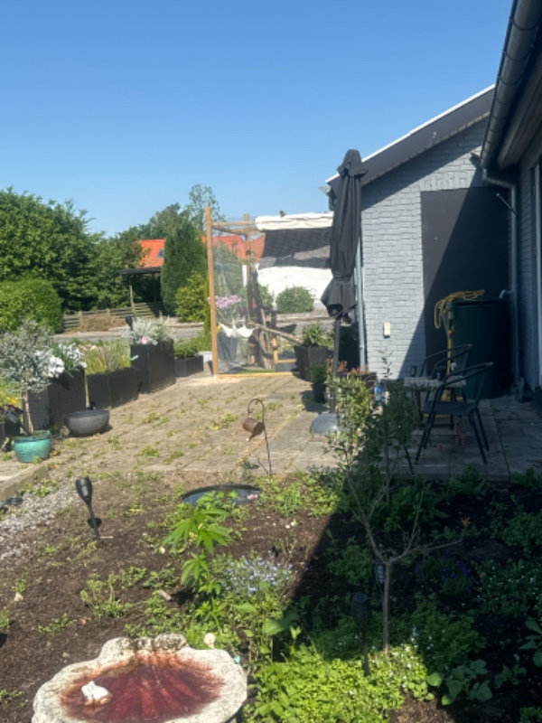 Anlægning af bed og fjernelse af ukrudt