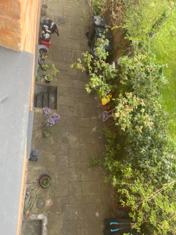 Nivilering af anlagte have fliser