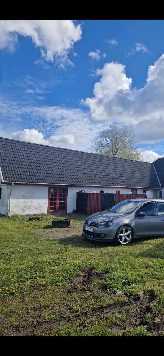 Tømre søges til udskæring til vindue