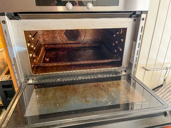 Rensning af Miele varmluftsovn og mikroovn