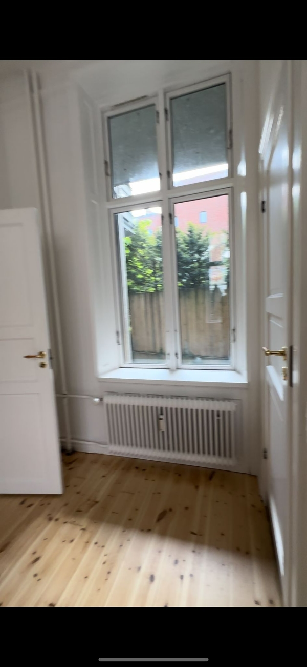 Ophæng af tre lamper samt tre gardinstænger