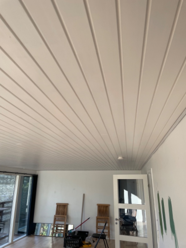 Opsætning af listeloft (træloft)