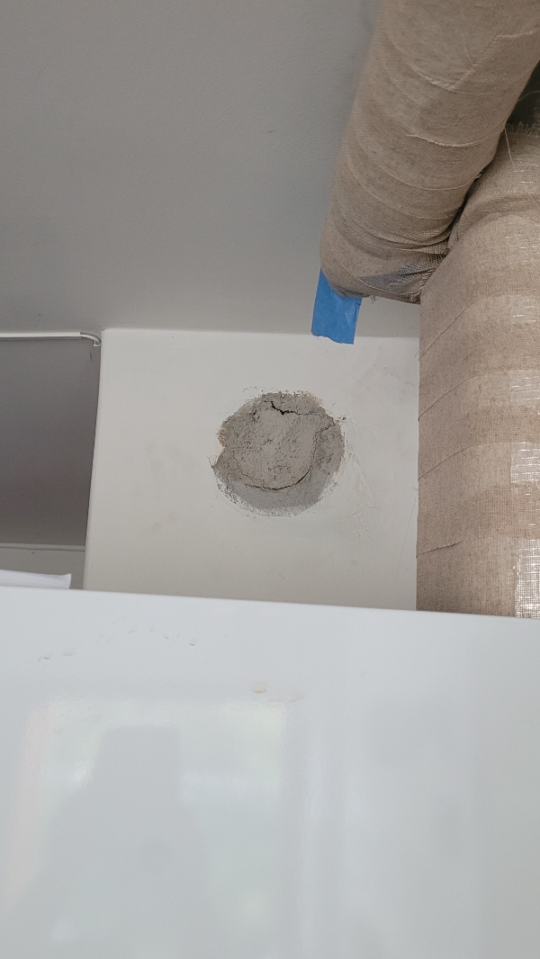 Diverse mindre reparationer (trælister og spartling)