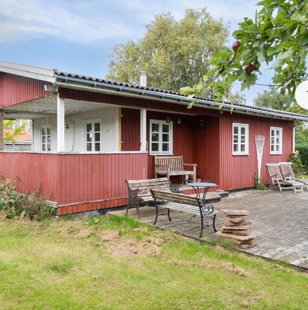 Slibning af gulv. Spartling/maling af gulv, væg og loft.