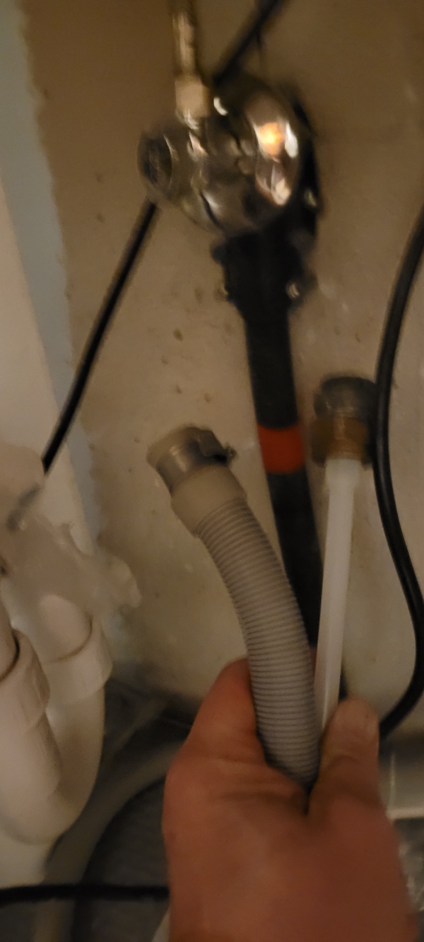 Tilslutning af opvaskemaskine