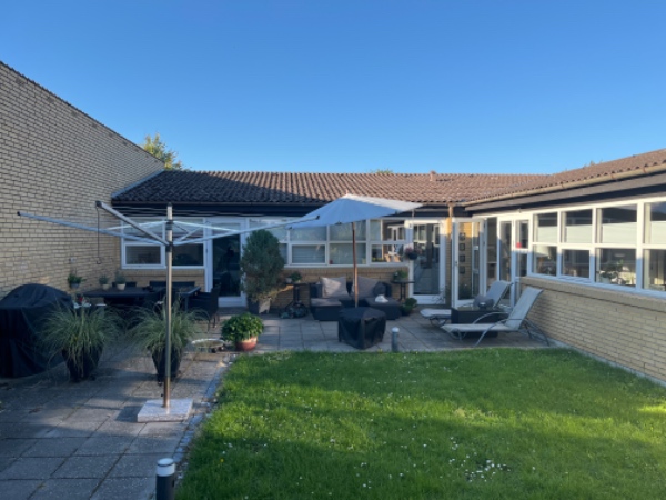 Fugning omkring vinduer og døre ude/inde