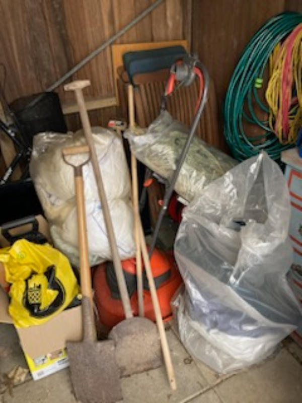 Bortkørsel fra skur til genbrug eller genbrugsplads