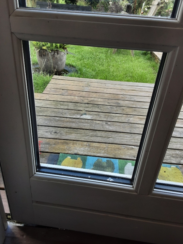 Installeret en elektronisk kattelem